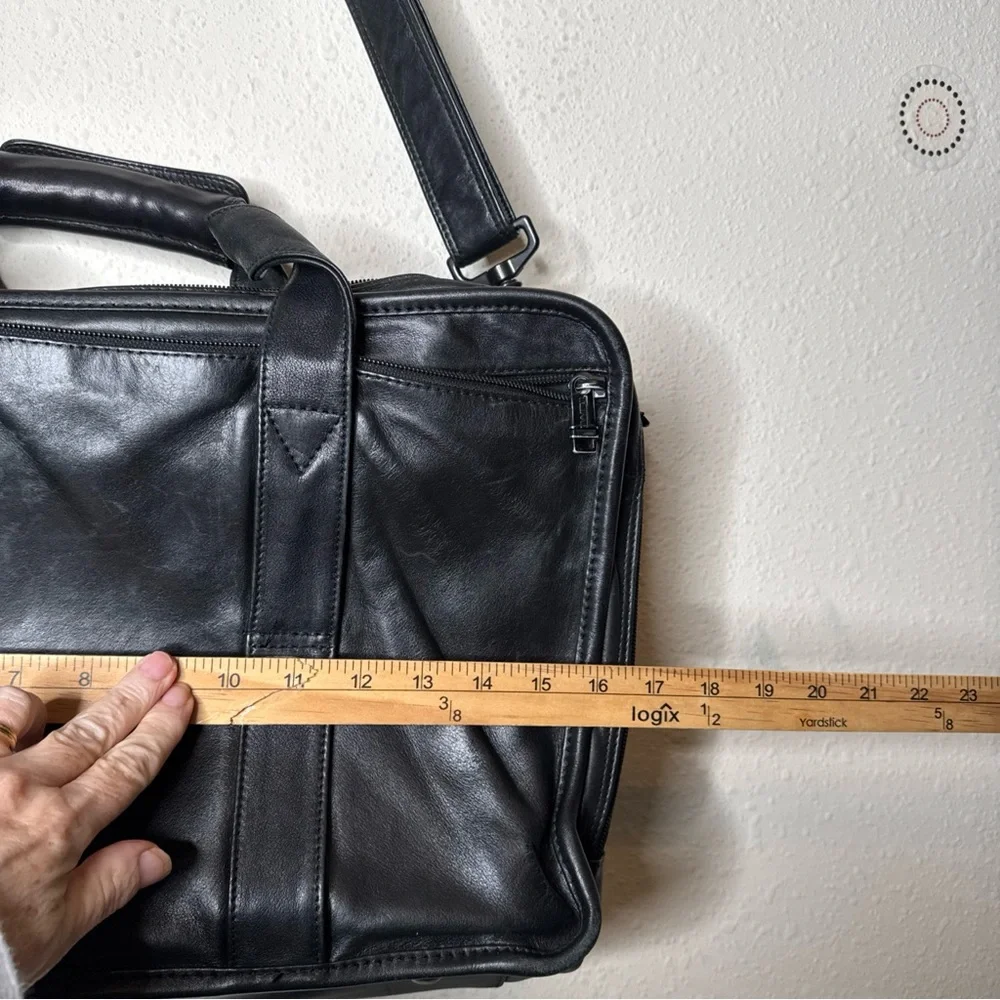 TUMI Alpha Black Leather 17” Messenger‎ Laptop Expandable Briefcase Bag Monogram